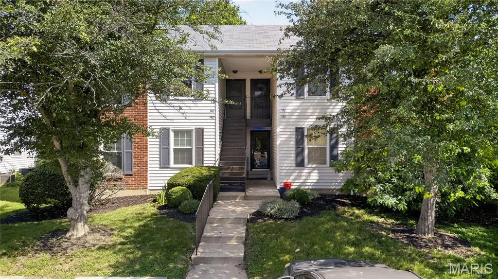 148 Old Buggy Court, St Peters, MO 63304 — listing photo 1 of 24
