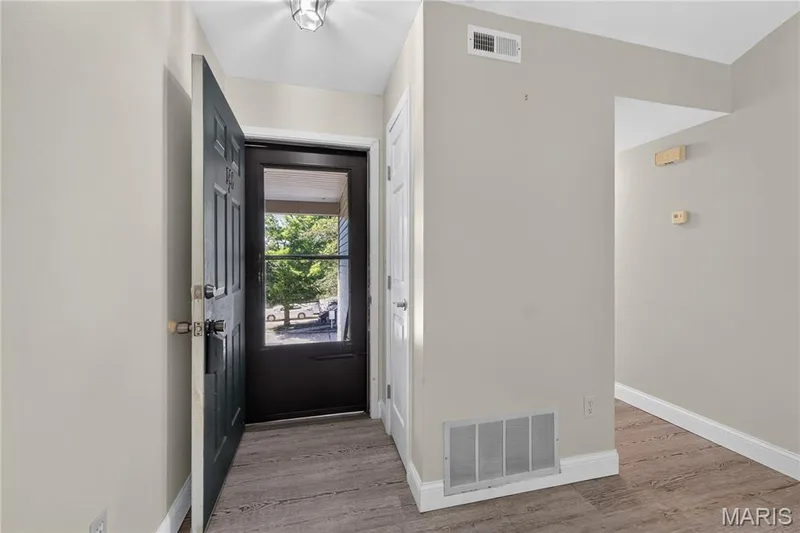 148 Old Buggy Court, St Peters, MO 63304 — listing photo 6 of 24