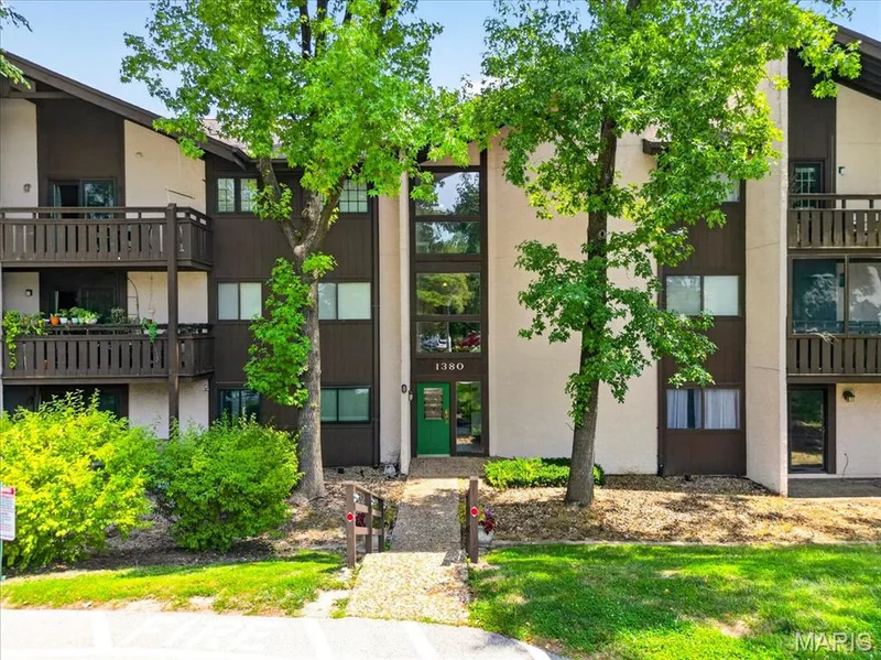 This unit is located on the main level. — 1380 Heritage Landing #202, St Charles, MO 63303