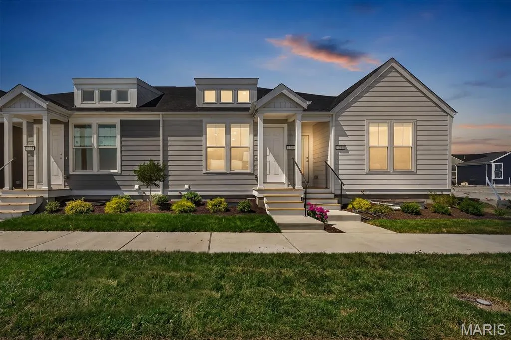 1708 Dyess Street, St Charles, MO 63301 — listing photo 1 of 40