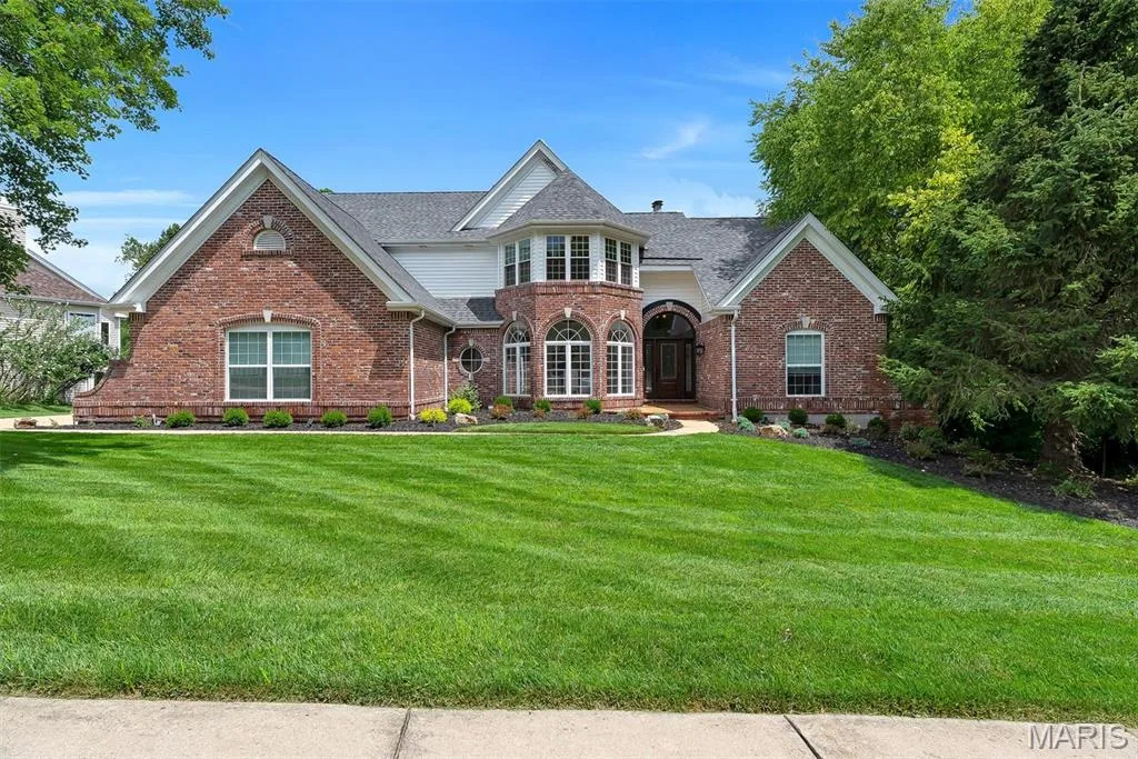 17643 Wildridge Drive, Wildwood, MO 63005 — listing photo 1 of 95