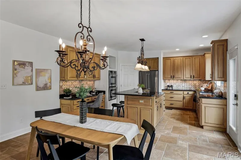 17643 Wildridge Drive, Wildwood, MO 63005 — listing photo 16 of 95