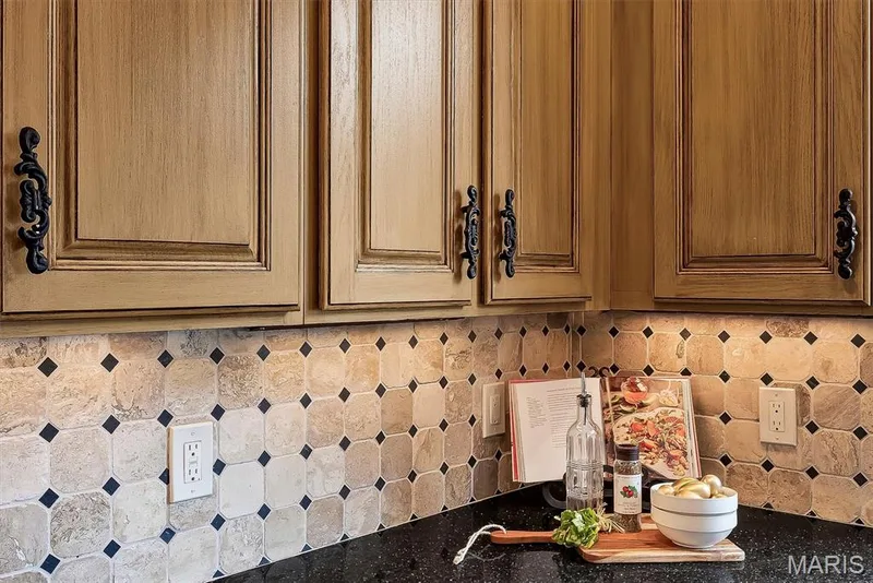 17643 Wildridge Drive, Wildwood, MO 63005 — listing photo 26 of 95