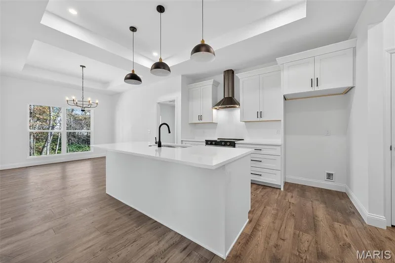 10951 Village Drive W, Foristell, MO 63348 — listing photo 4 of 31
