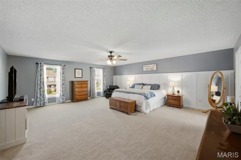 Spacious primary suite with accent wall — 2 Emmons Court #1294, O'Fallon, MO 63368