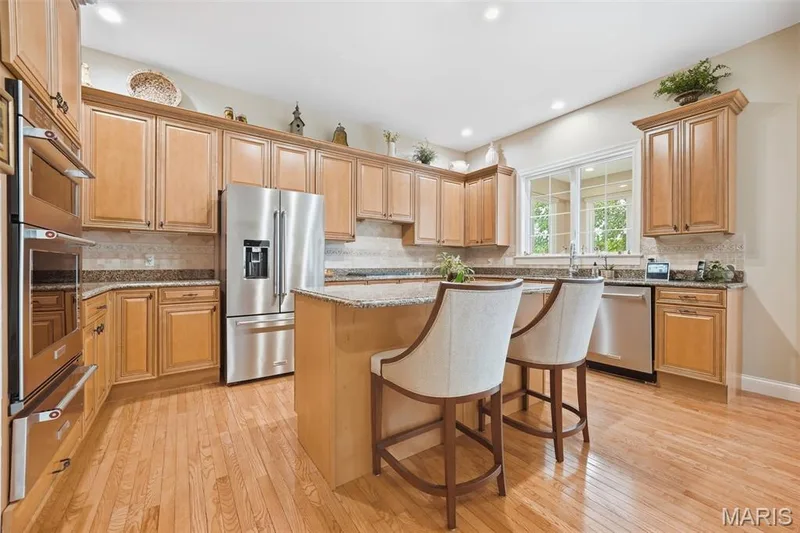 1931 Chesterfield Ridge Circle, Chesterfield, MO 63017 — listing photo 12 of 32