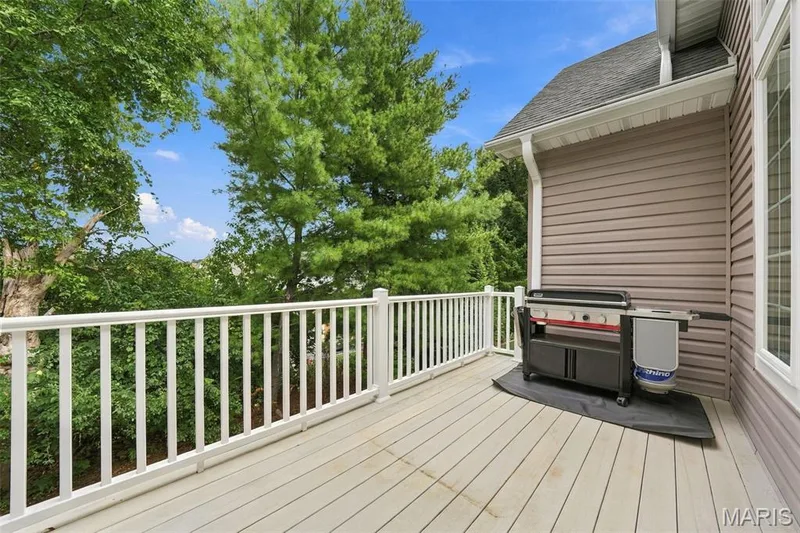 1931 Chesterfield Ridge Circle, Chesterfield, MO 63017 — listing photo 29 of 32