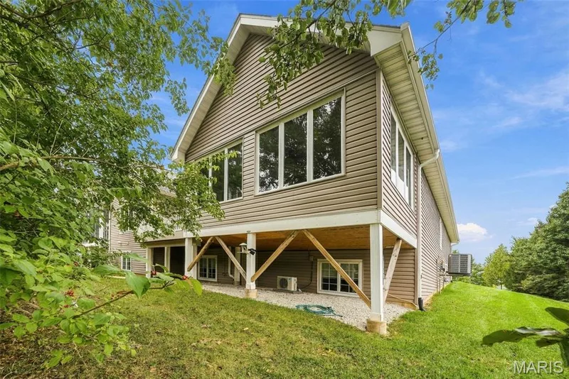 1931 Chesterfield Ridge Circle, Chesterfield, MO 63017 — listing photo 31 of 32
