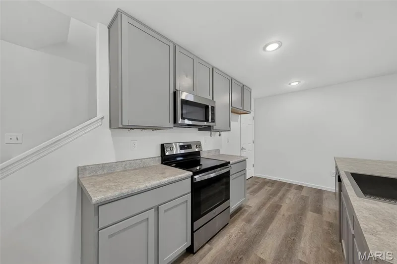 108 Tiber Way, St Charles, MO 63301 — listing photo 6 of 72