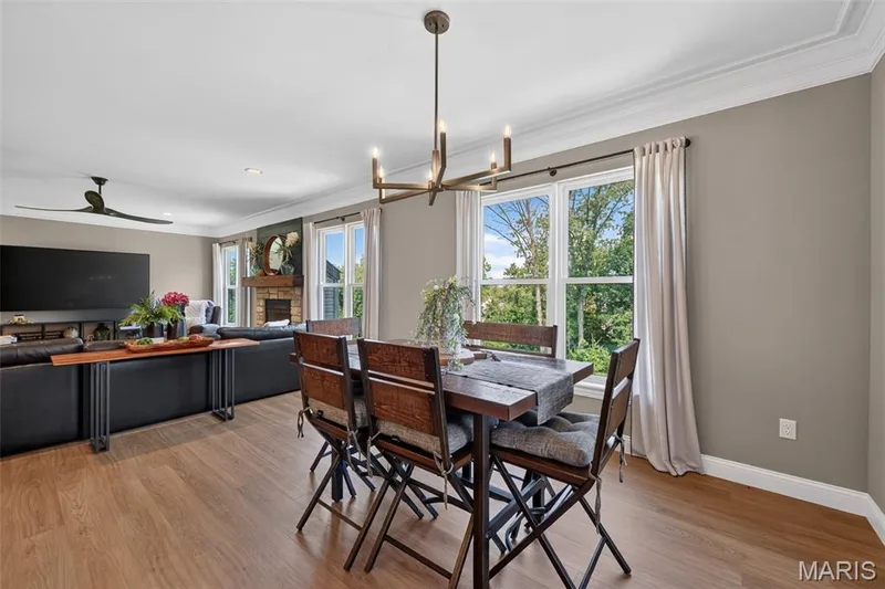 Breakfast Room with Large Window — 517 Stonewolf Creek Drive, Wentzville, MO 63385
