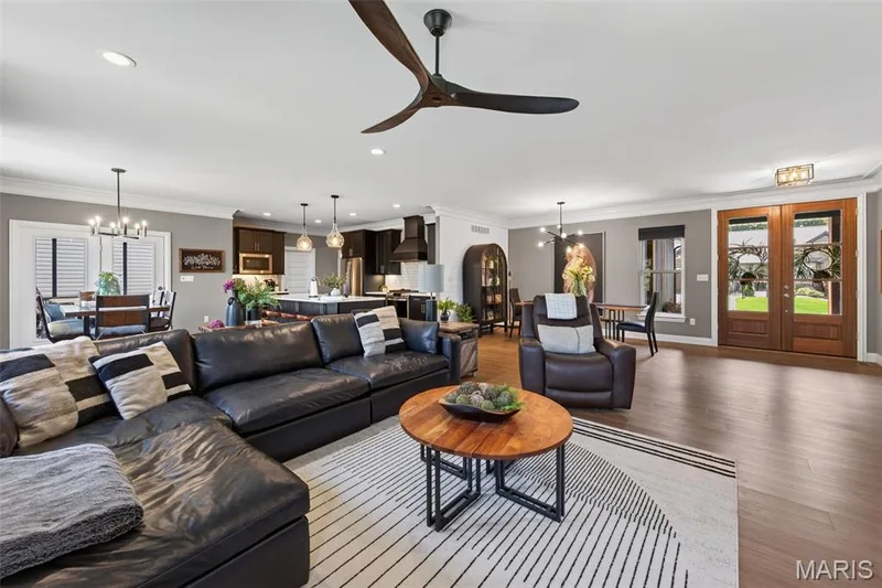 Main Living Area — 517 Stonewolf Creek Drive, Wentzville, MO 63385