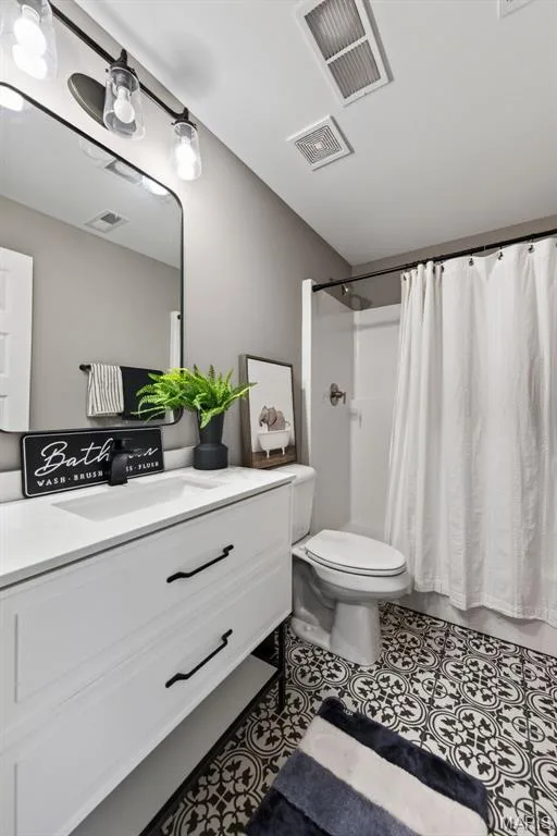 Bathroom in the Finished Lower Level — 517 Stonewolf Creek Drive, Wentzville, MO 63385