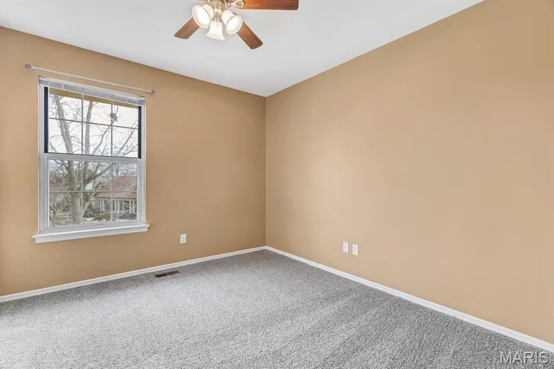 513 River Bend Estates Drive, St Charles, MO 63303 — listing photo 21 of 37