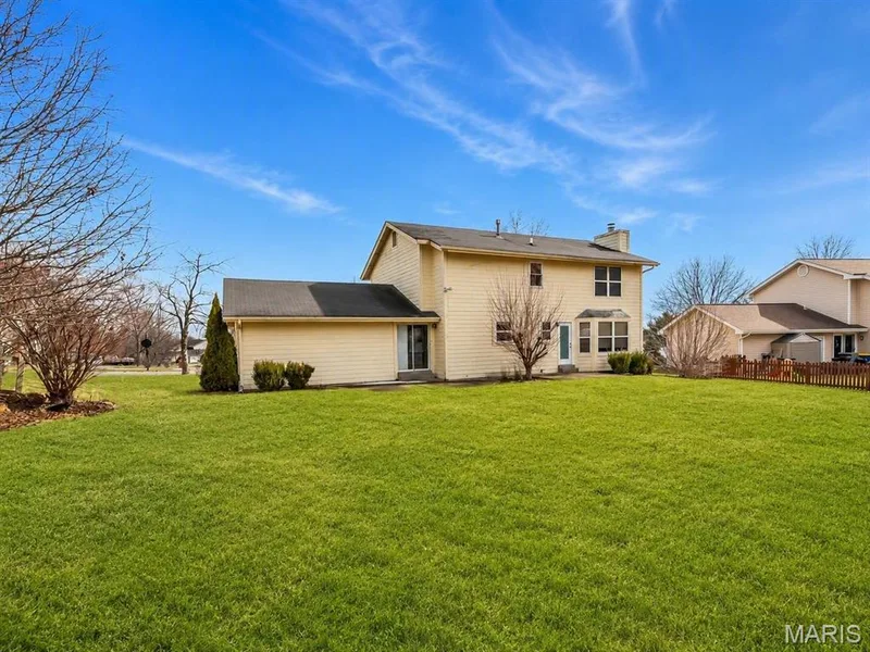 513 River Bend Estates Drive, St Charles, MO 63303 — listing photo 34 of 37