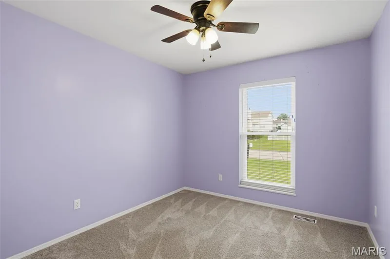 2021 Twin Fawns Court, St Peters, MO 63376 — listing photo 4 of 42