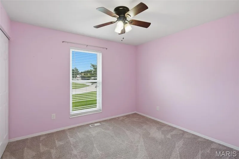 2021 Twin Fawns Court, St Peters, MO 63376 — listing photo 6 of 42