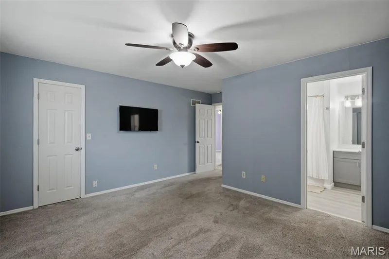 2021 Twin Fawns Court, St Peters, MO 63376 — listing photo 13 of 42