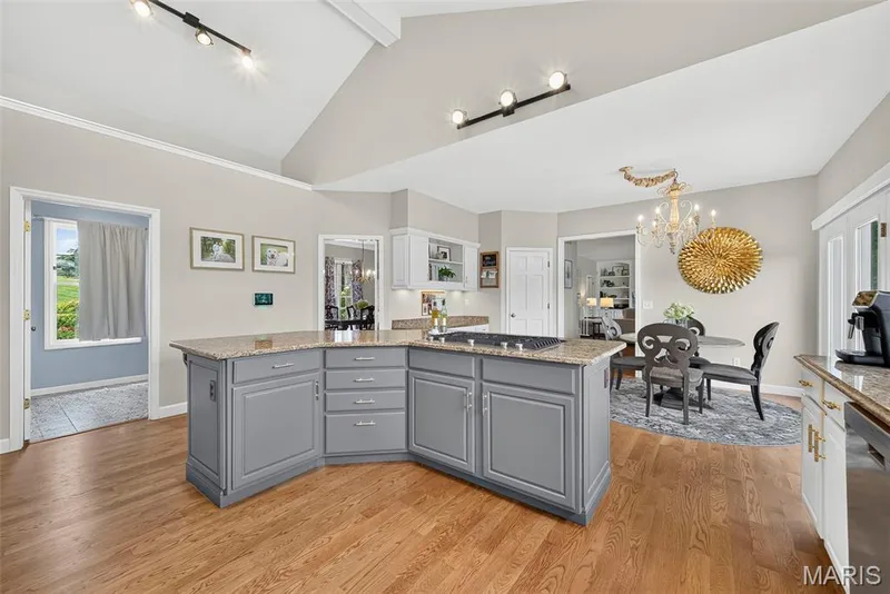 16801 Kehrsdale Drive, Chesterfield, MO 63005 — listing photo 15 of 89