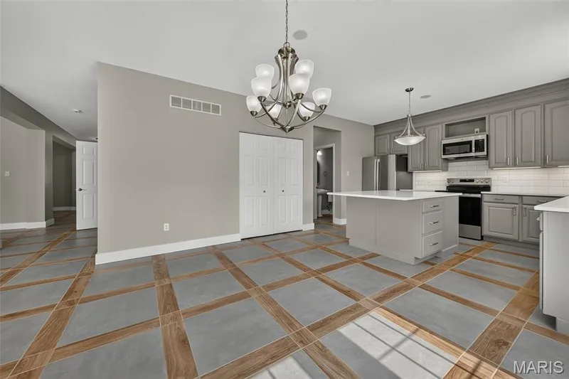 1718 Briarmanor Drive, Lake St. Louis, MO 63367 — listing photo 14 of 54