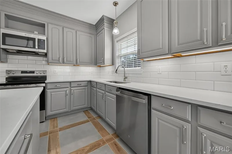 1718 Briarmanor Drive, Lake St. Louis, MO 63367 — listing photo 16 of 54
