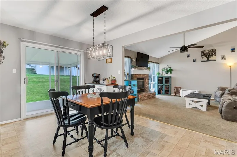 3005 Cedarshade Court, St Peters, MO 63376 — listing photo 6 of 46