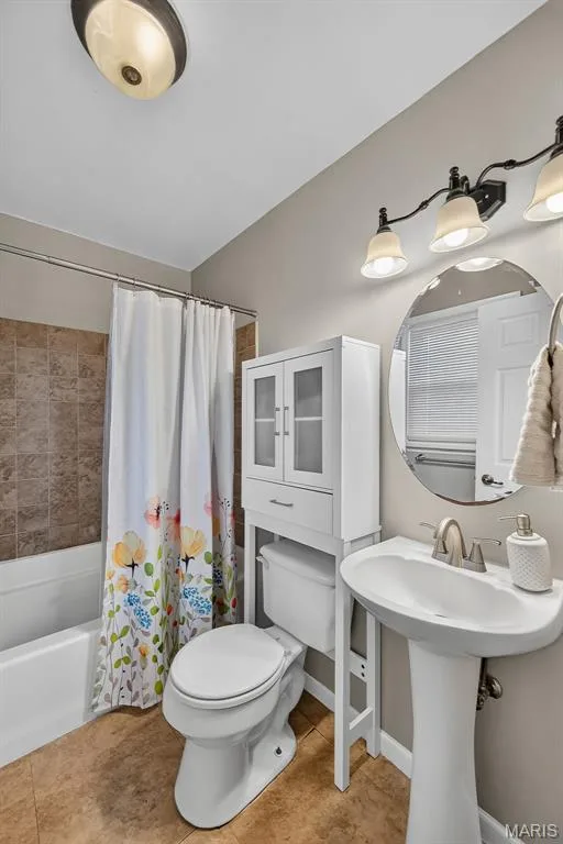 1015 S 6th Street, St Charles, MO 63301 — listing photo 16 of 35