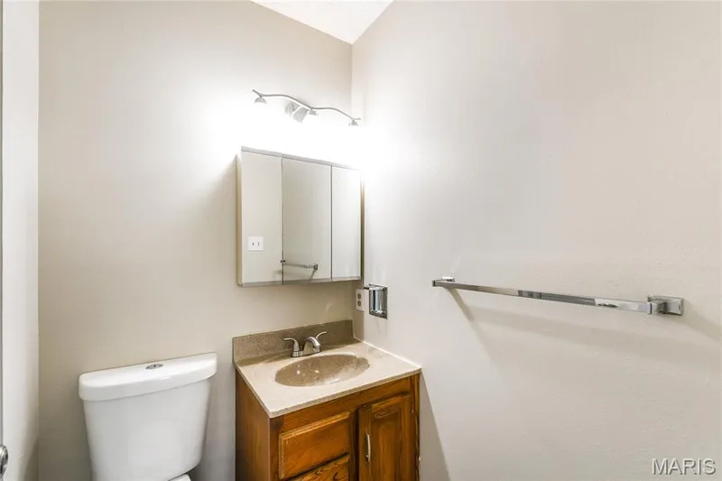 31 Four Winds Drive, St Peters, MO 63376 — listing photo 8 of 14
