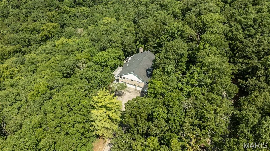 1423 Wills Hollow Road, Wildwood, MO 63038 — listing photo 1 of 67