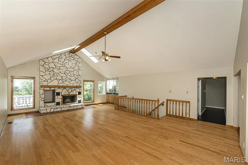 1423 Wills Hollow Road, Wildwood, MO 63038 — listing photo 7 of 67