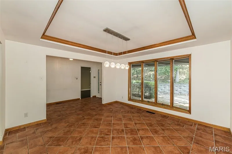 1423 Wills Hollow Road, Wildwood, MO 63038 — listing photo 15 of 67