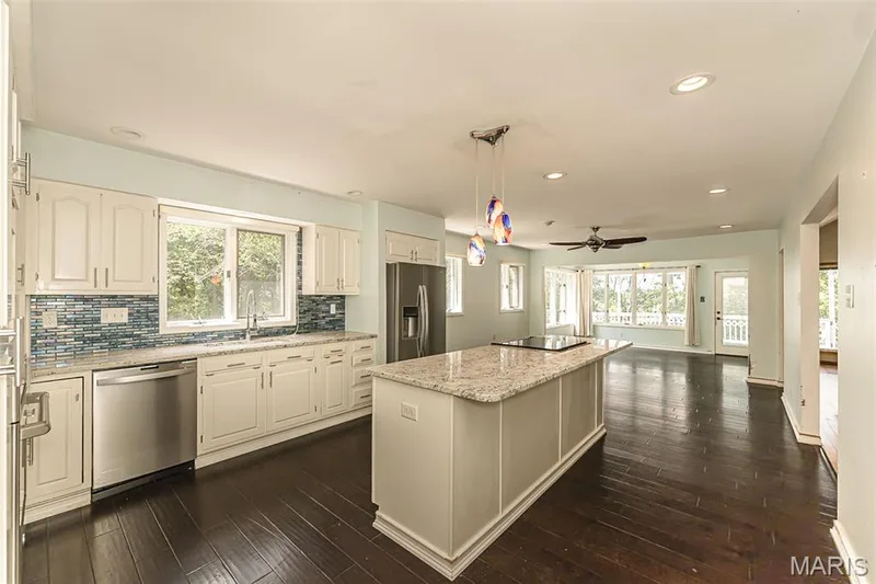 1423 Wills Hollow Road, Wildwood, MO 63038 — listing photo 16 of 67