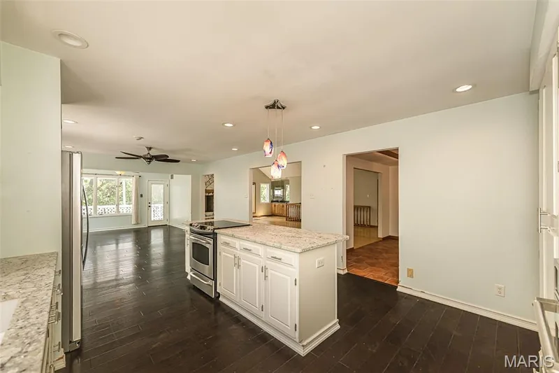 1423 Wills Hollow Road, Wildwood, MO 63038 — listing photo 17 of 67