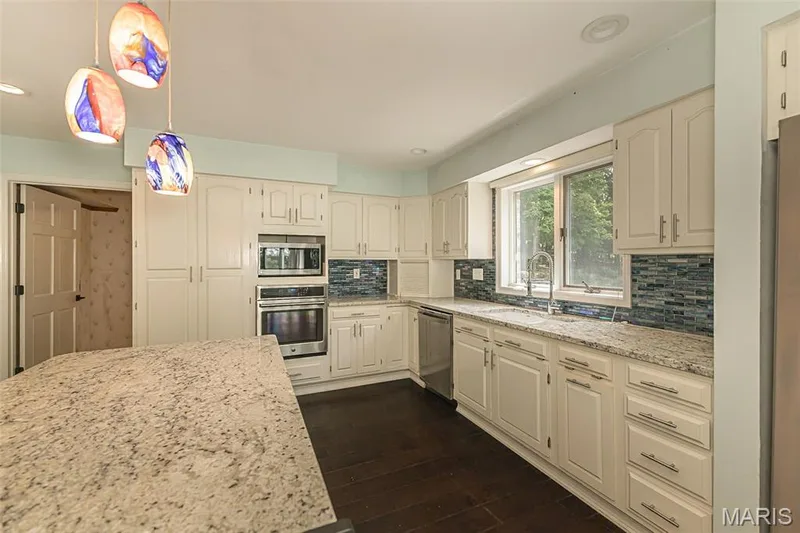 1423 Wills Hollow Road, Wildwood, MO 63038 — listing photo 20 of 67