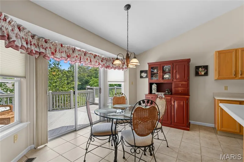 Light and bright breakfast room walk-out bay window to deck — 8 Autumn Grove Court, O'Fallon, MO 63366