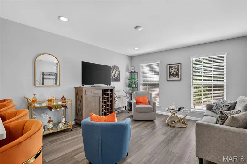 405 Sunset Hollow Drive, Wentzville, MO 63385 — listing photo 13 of 54