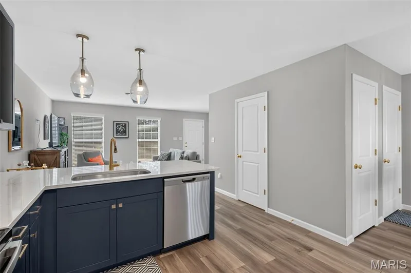 405 Sunset Hollow Drive, Wentzville, MO 63385 — listing photo 20 of 54