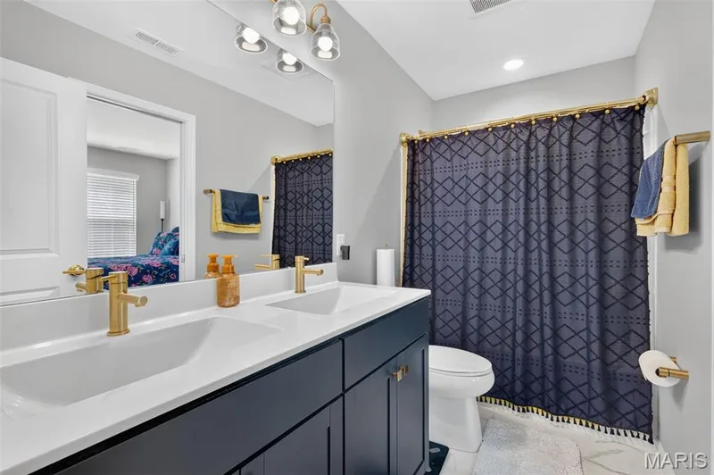 405 Sunset Hollow Drive, Wentzville, MO 63385 — listing photo 36 of 54