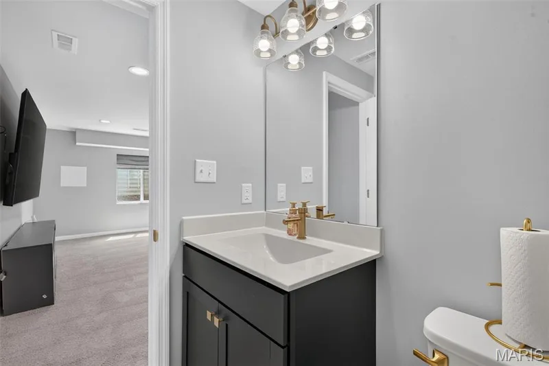 405 Sunset Hollow Drive, Wentzville, MO 63385 — listing photo 44 of 54