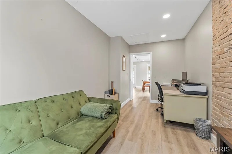 620 S Benton Avenue, St Charles, MO 63301 — listing photo 15 of 31