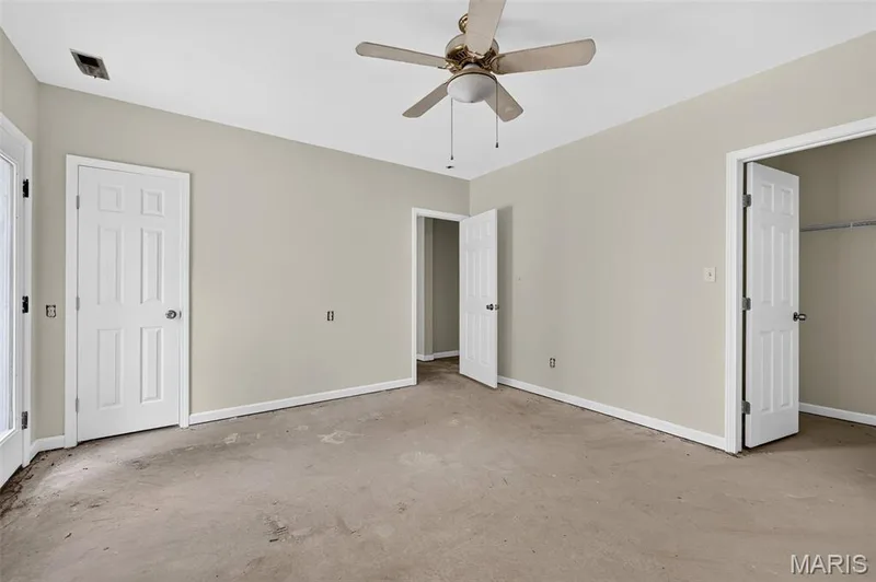 2223 Twin Estates Circle, Chesterfield, MO 63017 — listing photo 35 of 43