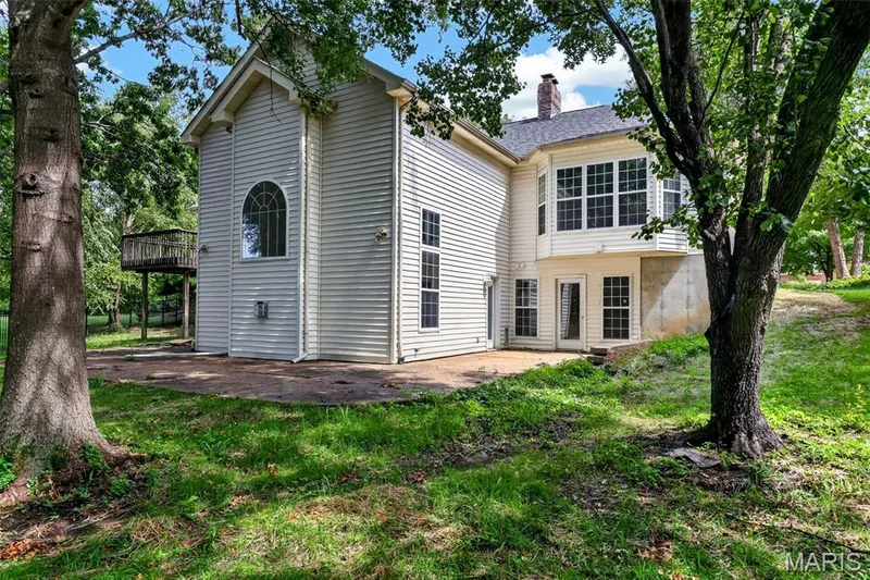 2223 Twin Estates Circle, Chesterfield, MO 63017 — listing photo 39 of 43