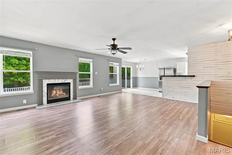 341 Falcon Hill Drive, O'Fallon, MO 63368 — listing photo 4 of 35