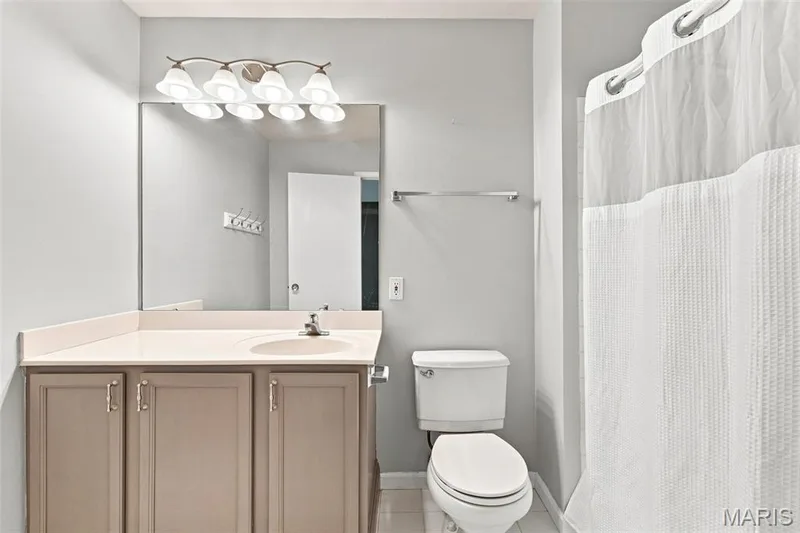 341 Falcon Hill Drive, O'Fallon, MO 63368 — listing photo 12 of 35