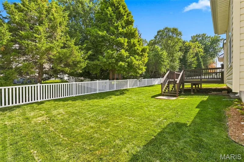 341 Falcon Hill Drive, O'Fallon, MO 63368 — listing photo 27 of 35