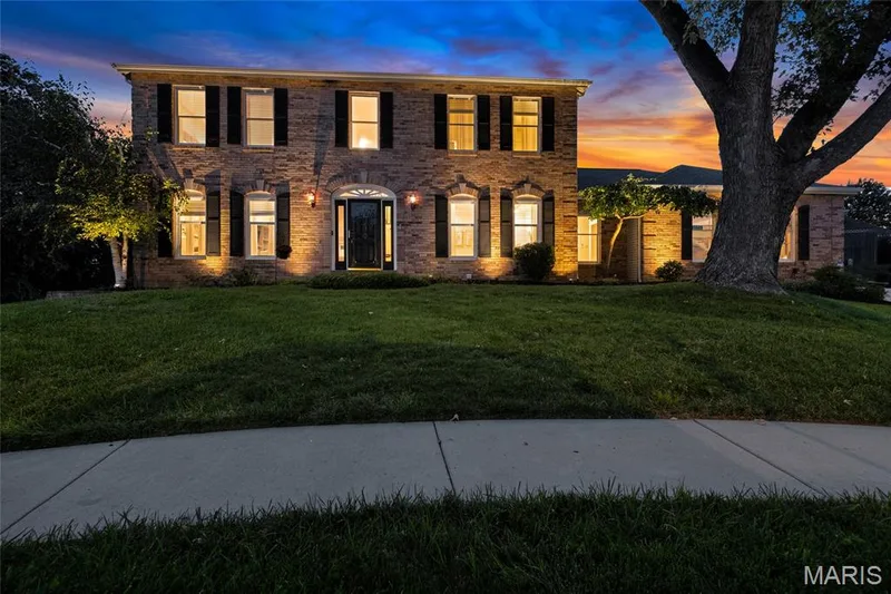 15525 Windsor Ridge Court, Chesterfield, MO 63017 — listing photo 6 of 84