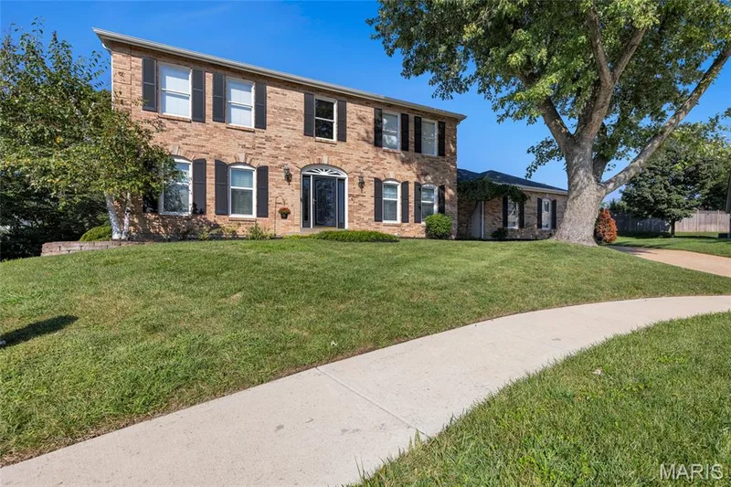 15525 Windsor Ridge Court, Chesterfield, MO 63017 — listing photo 4 of 84