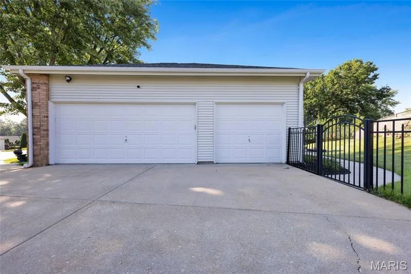 15525 Windsor Ridge Court, Chesterfield, MO 63017 — listing photo 77 of 84