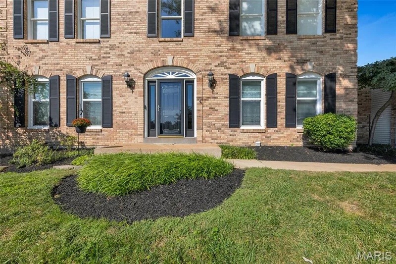 15525 Windsor Ridge Court, Chesterfield, MO 63017 — listing photo 9 of 84