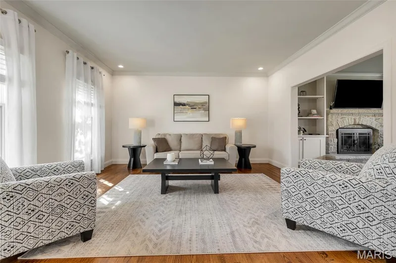 15525 Windsor Ridge Court, Chesterfield, MO 63017 — listing photo 12 of 84