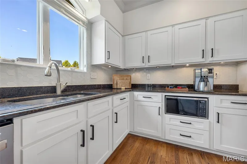 15525 Windsor Ridge Court, Chesterfield, MO 63017 — listing photo 30 of 84